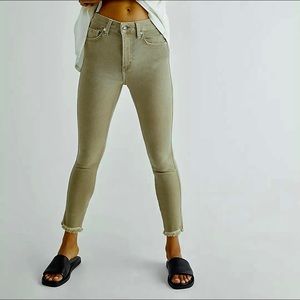 Free People 32 / 12-14 High Rise Raw Hem Jeans